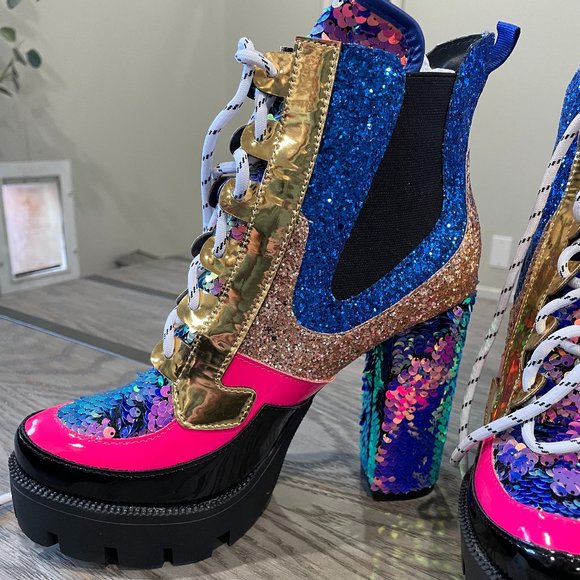 NEw Size 8.5 Cape Robbin Nell-MD Multicolored Mermaid Booted Heels - Picture 1 of 3